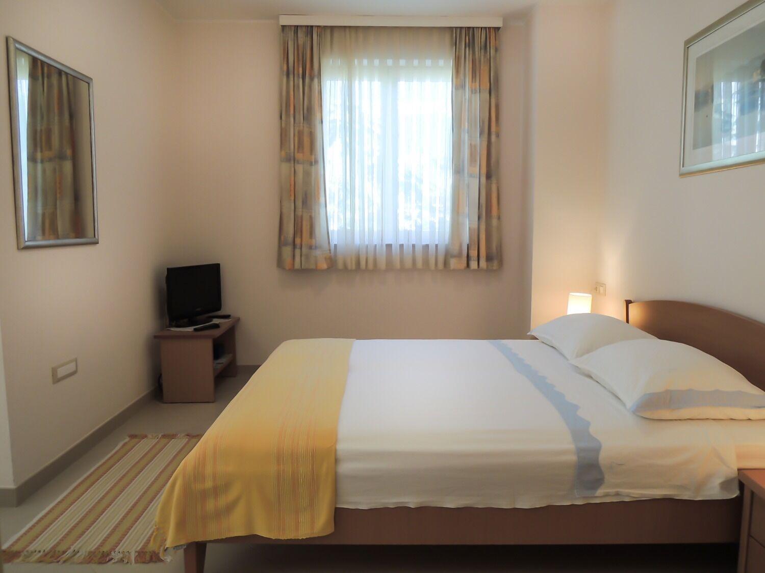 Apartment Lada *